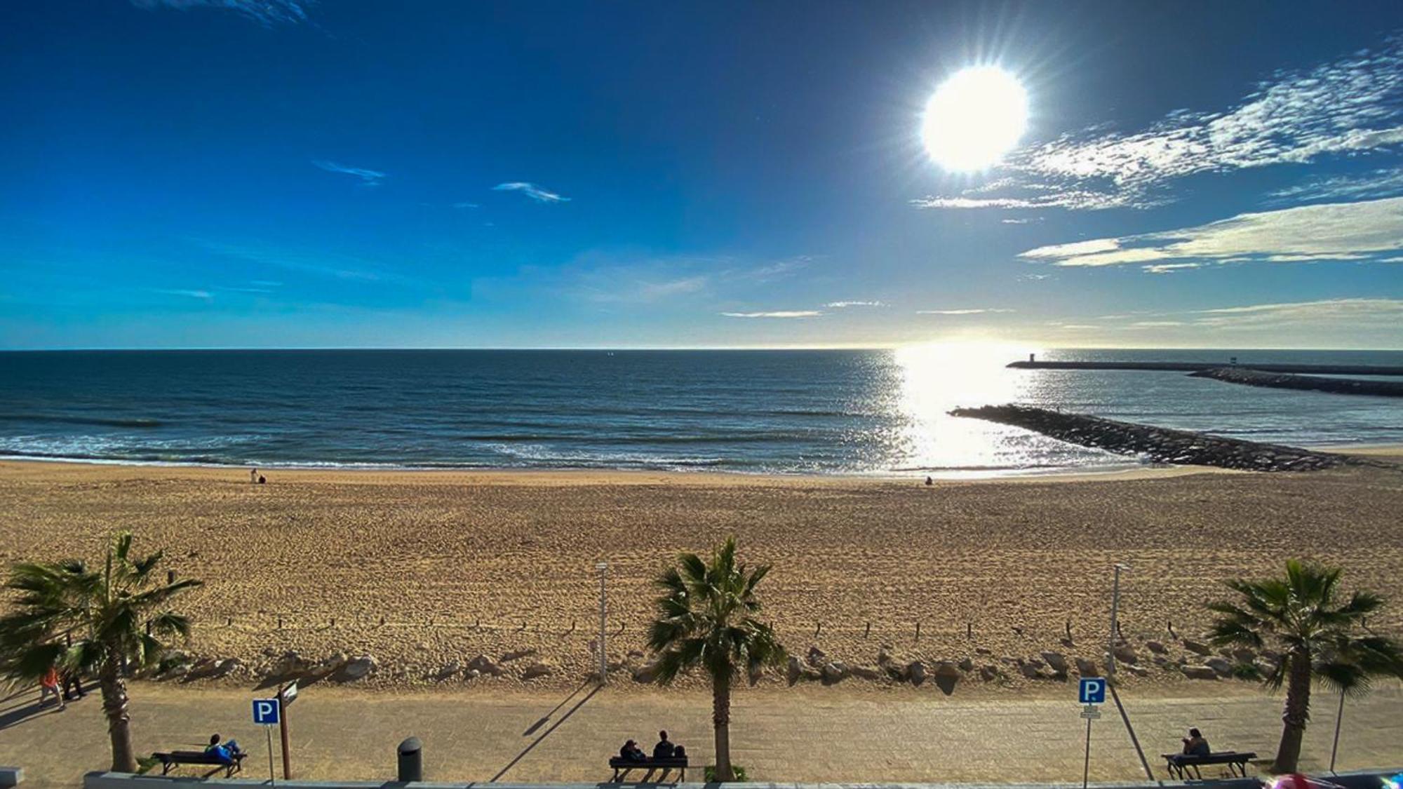 Quarteira Frente Praia II By Homeslow Rentals Bagian luar foto